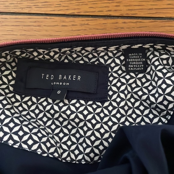 Ted Baker Shirt, Size 6 (Large) - Picture 5 of 12